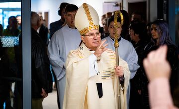 FOTO: Nové Centrum pre mládež vo Vysokej nad Uhom