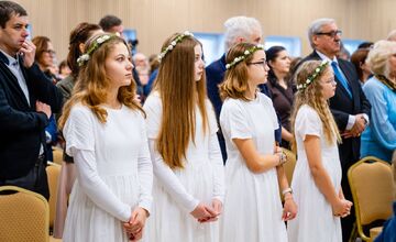 FOTO: Nové Centrum pre mládež vo Vysokej nad Uhom