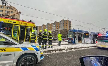FOTO: Zrážka električiek na Terase