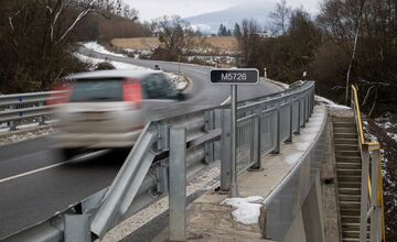 FOTO: Most pri Ďurkove opravili za štyri mesiace