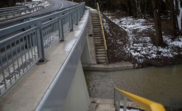 FOTO: Most pri Ďurkove opravili za štyri mesiace