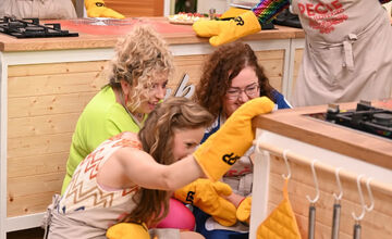 FOTO: Po retro kole v Pečie celé Slovensko diváci vo veľkom skritizovali jednu zo súťažiacich 