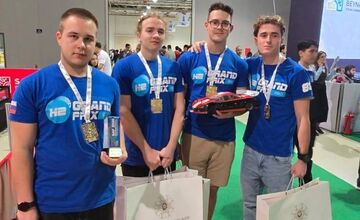 FOTO: Košickí stredoškoláci doviezli z Azerbajdžanu zlato