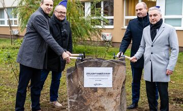 FOTO: V kráľovskom Chlmci sa začína s výstavbou plavárne