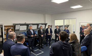 FOTO: Študenti v programe Riadenie letovej prevádzky majú k dispozícii moderné simulátory