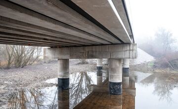 FOTO: Most pri Vojanoch je plne prejazdný