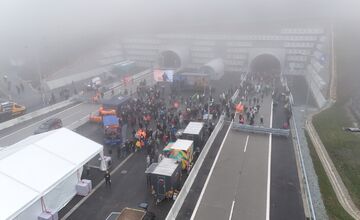 FOTO: DOD v tuneli Višňové