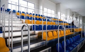 FOTO: Rožňavčania majú vynovený zimný štadión