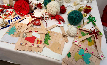 FOTO: Košická poliklinika sa zaplnila krásnymi výrobkami od klientov zo stacionára