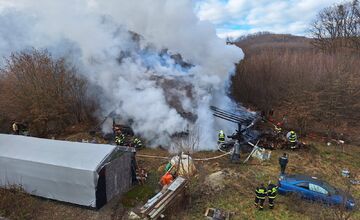 FOTO: Tragický vianočný požiar v obci Nový Salaš