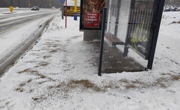FOTO: Zimná údržba chodníkov v Košiciach