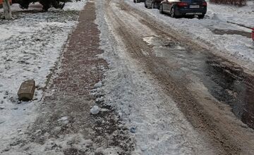 FOTO: Zimná údržba chodníkov v Košiciach