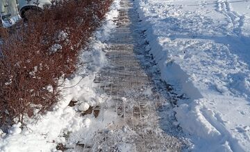 FOTO: Zimná údržba chodníkov v Košiciach