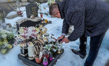 FOTO: Košický policajný zbor si každoročne pripomína brutálnu vraždu mladých kolegov