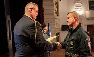 FOTO: Ocenili košických mestských policajtov