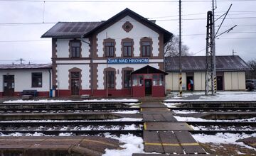 FOTO: Iniciatíva STRED nesúhlasí so zrušením predaja lístkov v Žiari