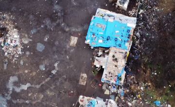 FOTO: Dronový pohľad na nelegálnu osadu na sídlisku Nad jazerom