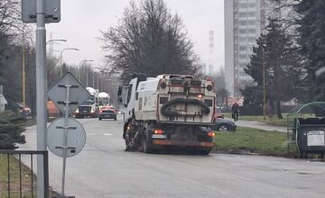 FOTO: Cesty na Jazere sú celé od blata