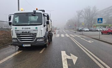 FOTO: Cesty na Jazere sú celé od blata