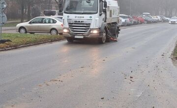 FOTO: Cesty na Jazere sú celé od blata