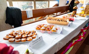 FOTO: Fašiangový sprievod centrom Košíc či sladká šiškománia, takto vyzerali slávnosti v metropole východu