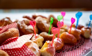 FOTO: Fašiangový sprievod centrom Košíc či sladká šiškománia, takto vyzerali slávnosti v metropole východu