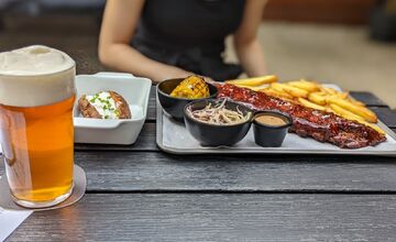 FOTO: Košický podnik Smokehouse v relácii Na nože