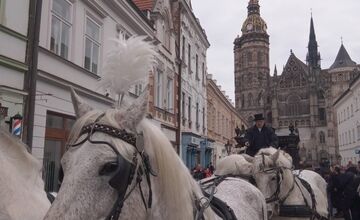 FOTO: Pohreb rómskeho kráľa Róberta Botoša
