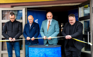 FOTO: Košice odovzdali ďalší mestský byt, tentoraz otcovi samoživiteľovi s dvoma deťmi