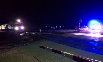 FOTO: Zrážka vlaku s človekom v Brzotíne