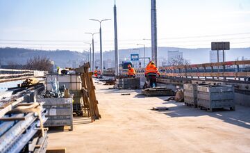 FOTO: Modernizácia električkovej trate Nad jazerom