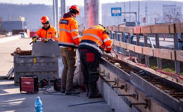 FOTO: Modernizácia električkovej trate Nad jazerom