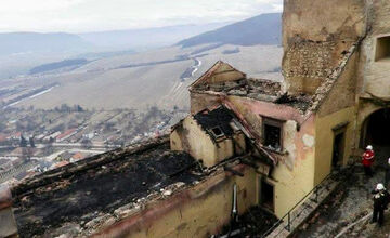 FOTO: Krásnu Hôrku pred 14 rokmi pohltili ničivé plamene