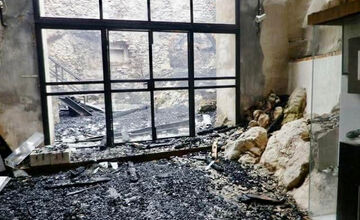 FOTO: Krásnu Hôrku pred 14 rokmi pohltili ničivé plamene