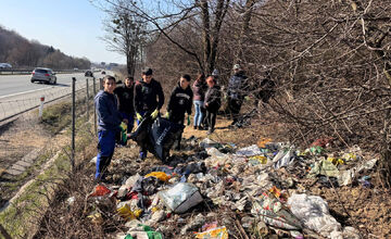 FOTO: Ťahanovčania majú za sebou ďalšiu jarnú brigádu