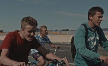 FOTO: Režisérka z Košíc získala ocenenie Český lev za svoj film Hore je nebo, v doline som ja