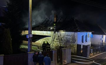 FOTO: Požiar rodinného domu v Kalši