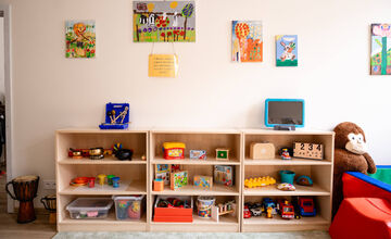 FOTO: V Košiciach sa strihala páska nových priestorov pre Službu včasnej intervencie