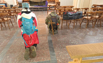 FOTO: Veriaci z Košického kraja sa vydali na Extrémnu krížovu cestu