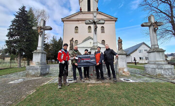 FOTO: Veriaci z Košického kraja sa vydali na Extrémnu krížovu cestu