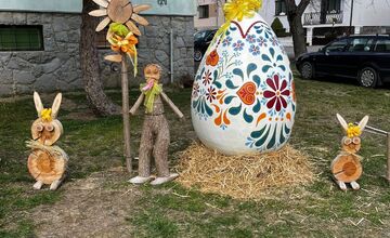 FOTO: Veľkonočná výzdoba v obciach a mestách na východe Slovenska