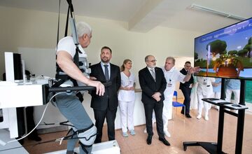 FOTO: Novootvorená robotická rehabilitácia v Starej nemocnici