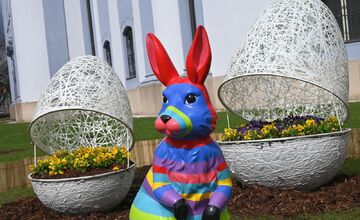 FOTO: Veľkonočná výzdoba v obciach a mestách na východe Slovenska