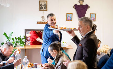 FOTO: Núdzni Košičania oslávili veľkonočné sviatky aj tento rok 