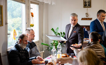 FOTO: Núdzni Košičania oslávili veľkonočné sviatky aj tento rok 