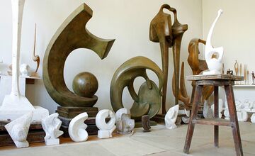 FOTO: Diela košického sochára Jána Mathého vystavia vo Viedni