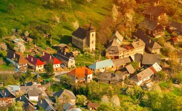 FOTO: Čerešňový raj Brdárka znova rozkvitá