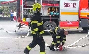 FOTO: Cvičenie hasičov v UNLP