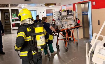 FOTO: Cvičenie hasičov v UNLP