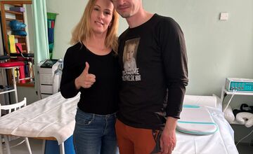 FOTO: Košičan Richard putuje naprieč Slovenskom, aby zachránil syna